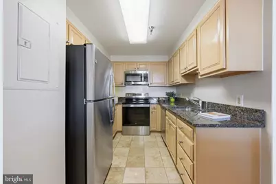 5450 Whitley Park Terrace #HR-901, Bethesda, MD 20814 - Photo 8