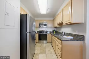 5450 Whitley Park Terrace, Bethesda, MD 20814 - Photo 8