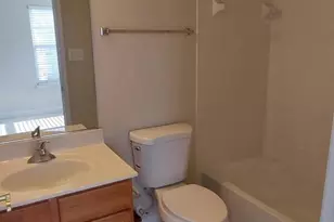 11808 Regents Park Dr, Germantown, MD 20876 - Photo 12