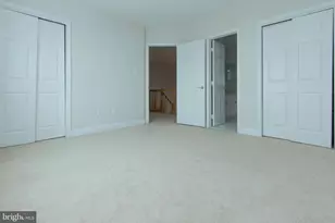 10817 Maplecrest Ln, Potomac, MD 20854 - Photo 40