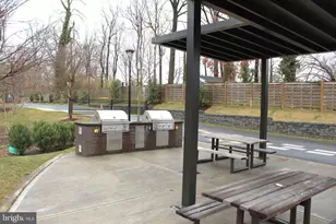 5040 Oakmoore Dr, Rockville, MD 20852 - Photo 38