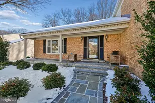 13647 Spinning Wheel Dr, Germantown, MD 20874 - Photo 4