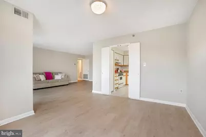 15115 Interlachen Drive #3-525, Silver Spring, MD 20906 - Photo 16