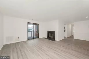 18140 Chalet Dr, Germantown, MD 20874 - Photo 4