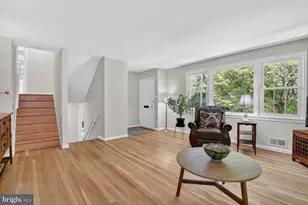 605 Blossom Dr, Rockville, MD 20850 - Photo 4
