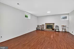 605 Blossom Dr, Rockville, MD 20850 - Photo 22