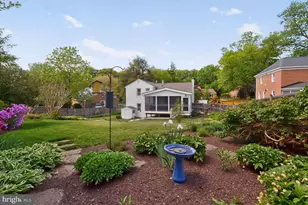 605 Blossom Dr, Rockville, MD 20850 - Photo 30