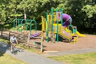 2701 Hume Dr, Silver Spring, MD 20910 - Photo 44