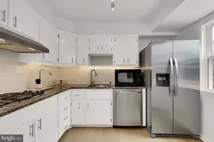 4904 Adrian St, Rockville, MD 20853 - Photo 12