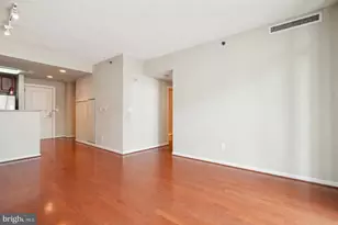 11700 Old Georgetown Rd, Rockville, MD 20852 - Photo 8