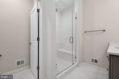 16116 Connors Way #94, Rockville, MD 20855 - Photo 14