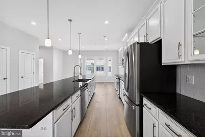 16116 Connors Way #94, Rockville, MD 20855 - Photo 4