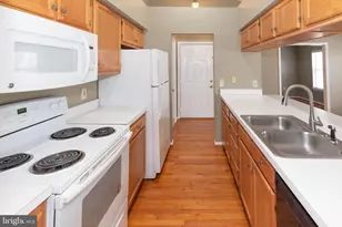 14201 Woolen Oak Ct, Silver Spring, MD 20906 - Photo 6