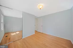 9329 Bentridge Ave, Potomac, MD 20854 - Photo 10