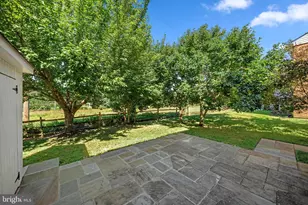 9329 Bentridge Ave, Potomac, MD 20854 - Photo 12