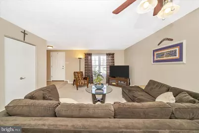 18725 Winding Creek Place, Germantown, MD 20874 - Photo 14