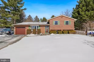 24357 Flamingo Terrace, Gaithersburg, MD 20882 - Photo 2