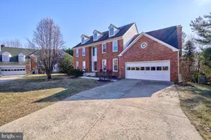 7475 Rosewood Manor Ln, Gaithersburg, MD 20882 - Photo 2