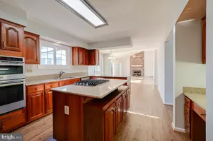 7475 Rosewood Manor Ln, Gaithersburg, MD 20882 - Photo 14