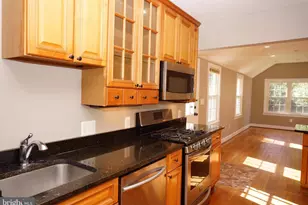 923 Lewis Ave, Rockville, MD 20851 - Photo 12