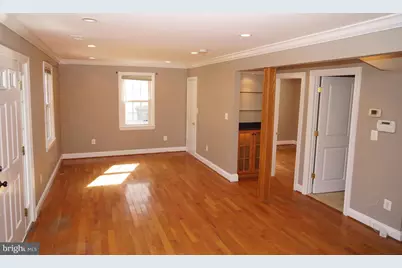 923 Lewis Avenue, Rockville, MD 20851 - Photo 4