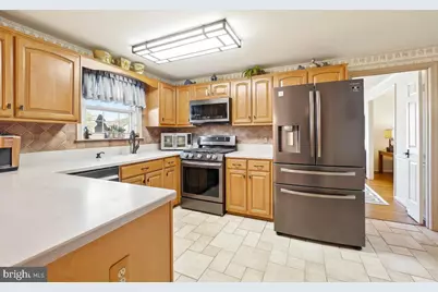 7229 Wapello Drive, Derwood, MD 20855 - Photo 14
