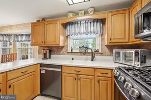 7229 Wapello Dr, Derwood, MD 20855 - Photo 16