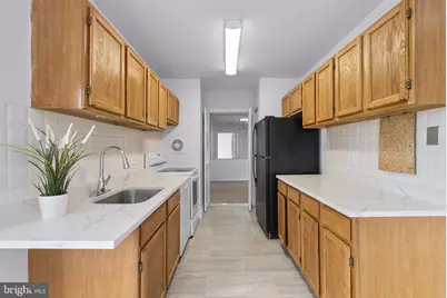 402 Girard Street #11, Gaithersburg, MD 20877 - Photo 10