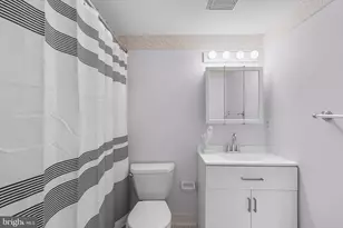 402 Girard St, Gaithersburg, MD 20877 - Photo 22