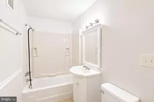 11 Noblewood Ct, Gaithersburg, MD 20878 - Photo 32