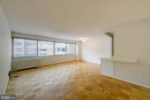 4515 Willard Ave, Chevy Chase, MD 20815 - Photo 6