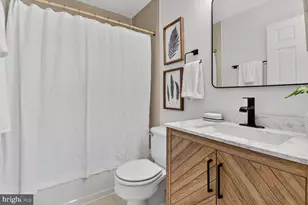 29 Grove Ridge Ct, Rockville, MD 20852 - Photo 12