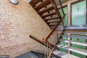 18913 Smoothstone Way, Montgomery Village, MD 20886 - Photo 2