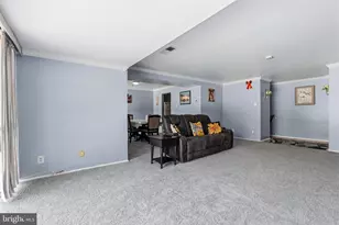 18913 Smoothstone Way, Montgomery Village, MD 20886 - Photo 8