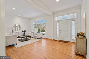 26 Sandalfoot Ct, Potomac, MD 20854 - Photo 6