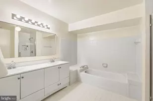 16005 Howard Landing Dr, Gaithersburg, MD 20878 - Photo 22