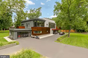 6309 Bradley Blvd, Bethesda, MD 20817 - Photo 2