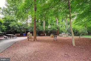 5225 Pooks Hill Rd, Bethesda, MD 20814 - Photo 38