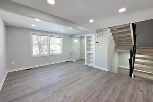 18736 Pintail Ln, Gaithersburg, MD 20879 - Photo 2