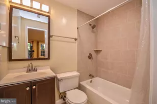 8711 Ravenglass Way, Montgomery Village, MD 20886 - Photo 28