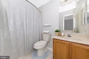 14440 Long Channel Cir, Germantown, MD 20874 - Photo 24