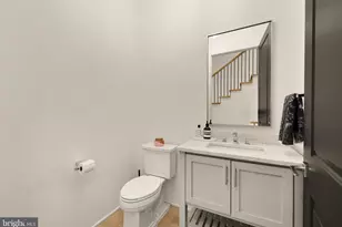 7613 Glenbrook Rd, Bethesda, MD 20814 - Photo 34