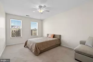 300 High Gables Dr, Gaithersburg, MD 20878 - Photo 18