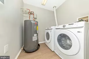 18131 Chalet Dr, Germantown, MD 20874 - Photo 34