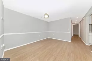 18131 Chalet Dr, Germantown, MD 20874 - Photo 18