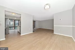 18131 Chalet Dr, Germantown, MD 20874 - Photo 16