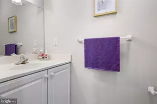 13768 Lambertina Pl, Rockville, MD 20850 - Photo 14