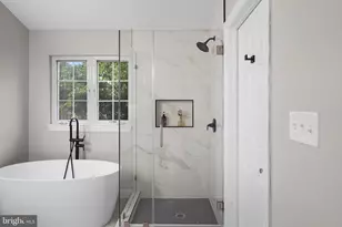 13768 Lambertina Pl, Rockville, MD 20850 - Photo 22