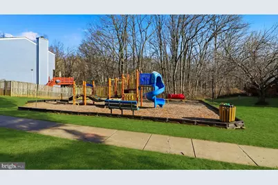 12502 Laurel Grove Place, Germantown, MD 20874 - Photo 16