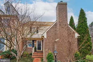 10714 Brewer House, Rockville, MD 20852 - Photo 2